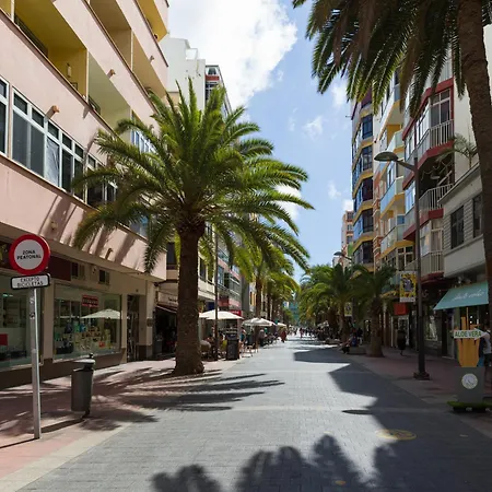 Homeforguest Estudio Brisa Canteras Con Terraza Apartment